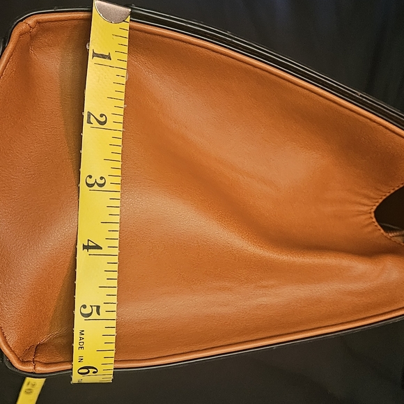 Soulfina Bee Collection Purse - Picture 6 of 7